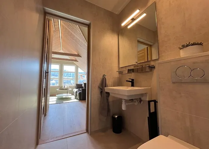 Modern Vaskerelven 12